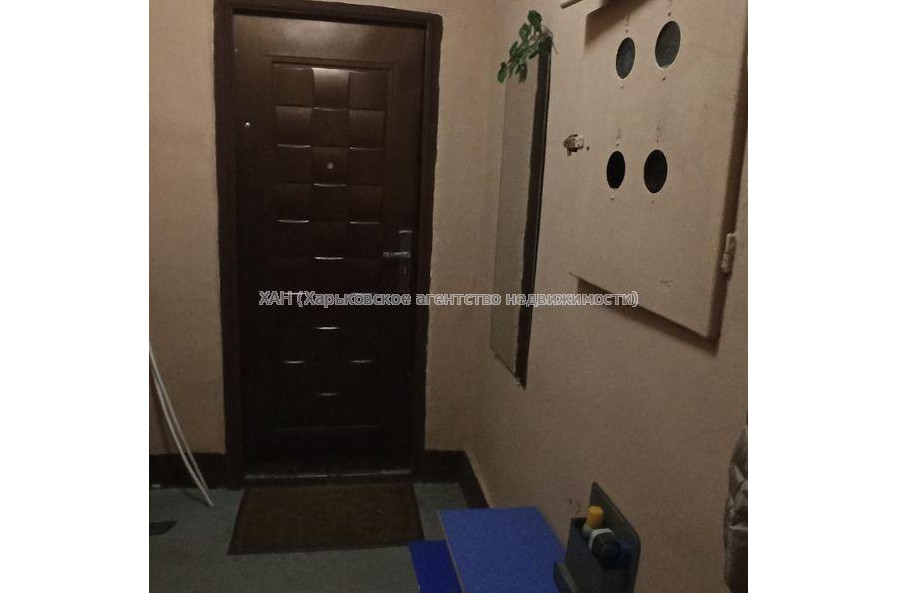 Продам квартиру, 23 Августа ул. , 1 кім., 28 м², косметический ремонт 