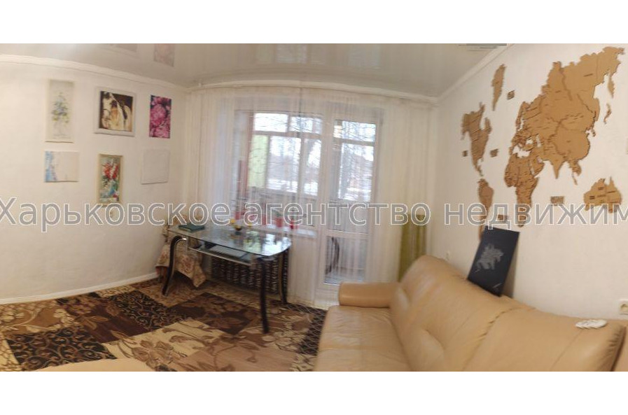 Продам квартиру, 23 Августа ул. , 1 кім., 28 м², косметический ремонт 