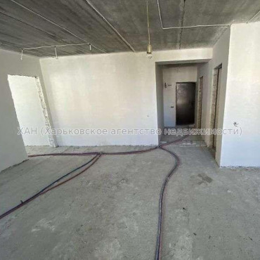 Продам квартиру, Льва Ландау просп. , 3 кім., 71 м², без отделочных работ 