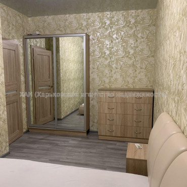 Продам квартиру, Победы просп. , 1 кім., 42 м², евроремонт 
