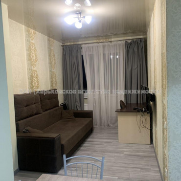 Продам квартиру, Победы просп. , 1 кім., 42 м², евроремонт 