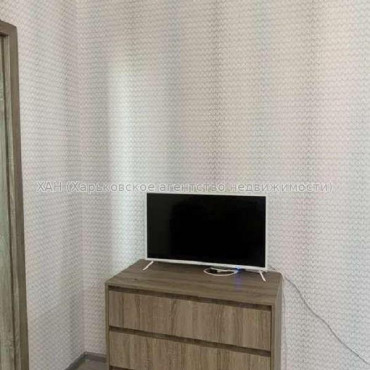 Продам квартиру, Победы просп. , 1 кім., 42 м², евроремонт 