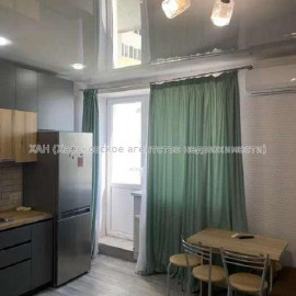 Продам квартиру, Победы просп. , 1  ком., 42 м², евроремонт