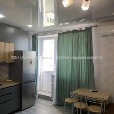 Продам квартиру, Победы просп. , 1 кім., 42 м², евроремонт 