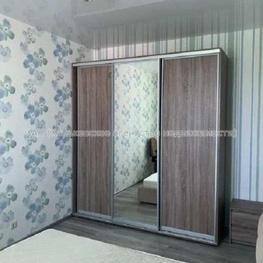 Продам квартиру, Победы просп. , 1 кім., 42 м², евроремонт 