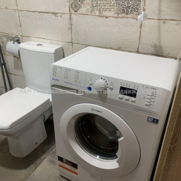 Продам квартиру, Победы просп. , 1 кім., 42 м², евроремонт 