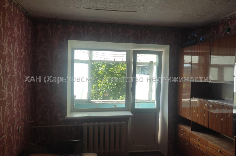 Продам квартиру, Западная ул. , 3 кім., 66 м², косметический ремонт 