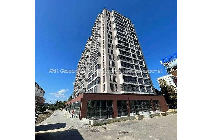 Продам квартиру, Валентиновская ул. , 2 кім., 99.65 м², без внутренних работ 