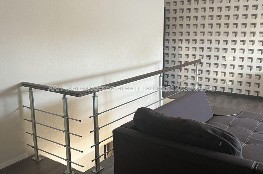 Продам квартиру, Георгия Тарасенко ул. , 4  ком., 159 м², капитальный ремонт 