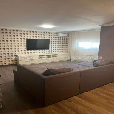 Продам квартиру, Георгия Тарасенко ул. , 4  ком., 159 м², капитальный ремонт 