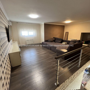 Продам квартиру, Георгия Тарасенко ул. , 4  ком., 159 м², капитальный ремонт 