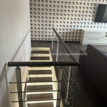 Продам квартиру, Георгия Тарасенко ул. , 4  ком., 159 м², капитальный ремонт 