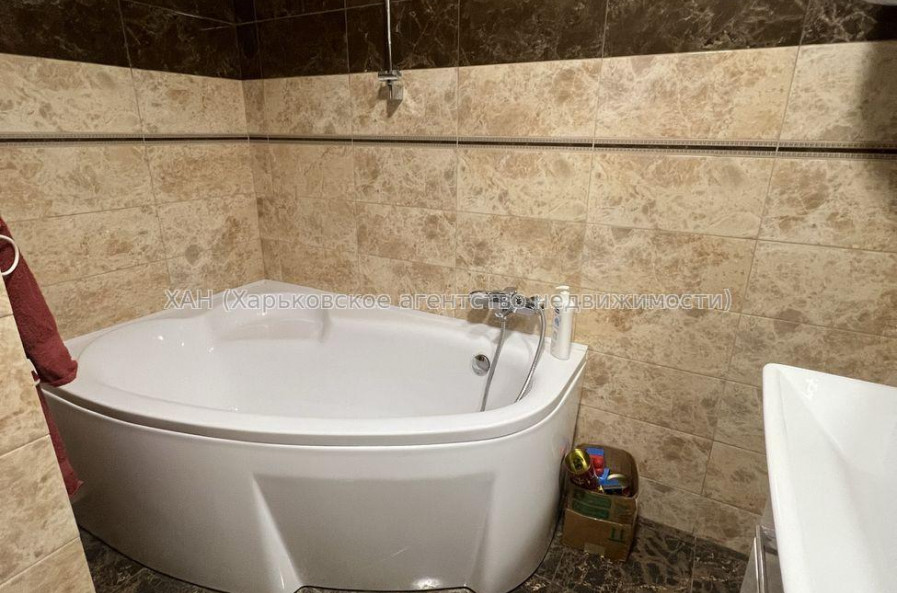 Продам квартиру, Георгия Тарасенко ул. , 4  ком., 159 м², капитальный ремонт 