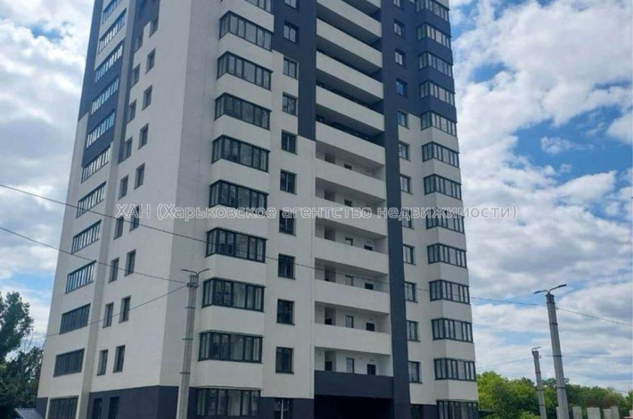 Продам квартиру, Непокоренных ул. , 2 кім., 63 м², без внутренних работ 