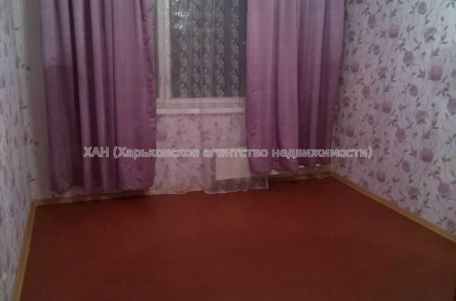 Продам квартиру, Победы просп. , 3 кім., 65 м², советский ремонт 