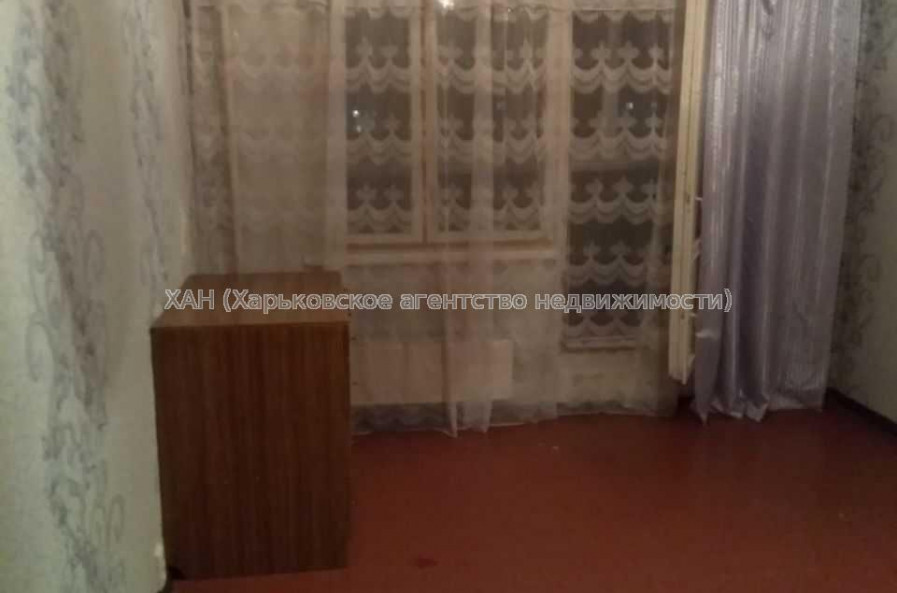 Продам квартиру, Победы просп. , 3 кім., 65 м², советский ремонт 