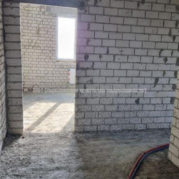 Продам квартиру, Непокоренных ул. , 2 кім., 62 м², без внутренних работ 