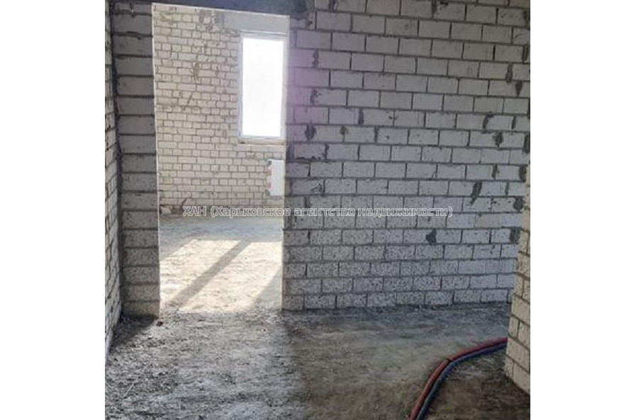 Продам квартиру, Непокоренных ул. , 2 кім., 62 м², без внутренних работ 