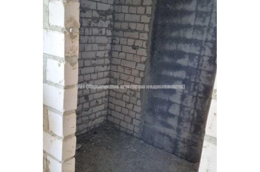 Продам квартиру, Непокоренных ул. , 2 кім., 62 м², без внутренних работ 