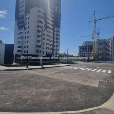 Продам квартиру, Непокоренных ул. , 2 кім., 62 м², без внутренних работ 