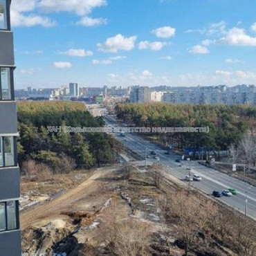 Продам квартиру, Непокоренных ул. , 2 кім., 62 м², без внутренних работ 