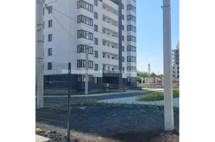Продам квартиру, Непокоренных ул. , 2 кім., 62 м², без внутренних работ 