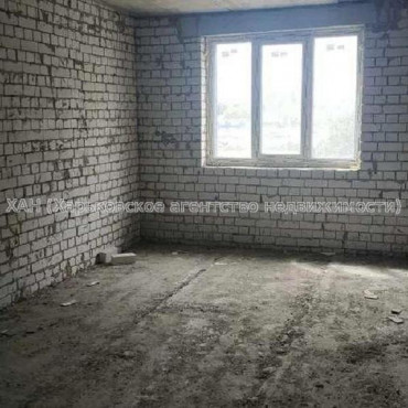 Продам квартиру, Победы просп. , 1 кім., 54 м², без внутренних работ 