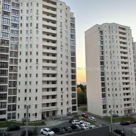 Продам квартиру, Профессорская ул. , 2 кім., 70 м², частичный ремонт