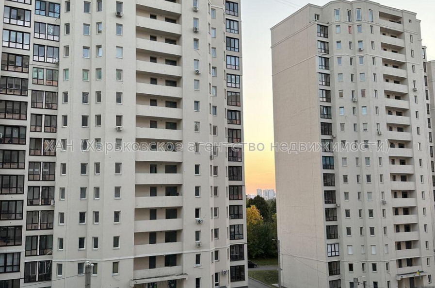 Продам квартиру, Профессорская ул. , 2  ком., 70 м², частичный ремонт 