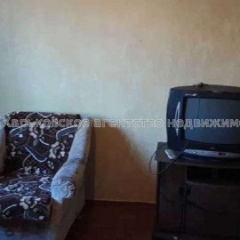 Продам квартиру, Зерновой пер. , 1  ком., 23 м², косметический ремонт
