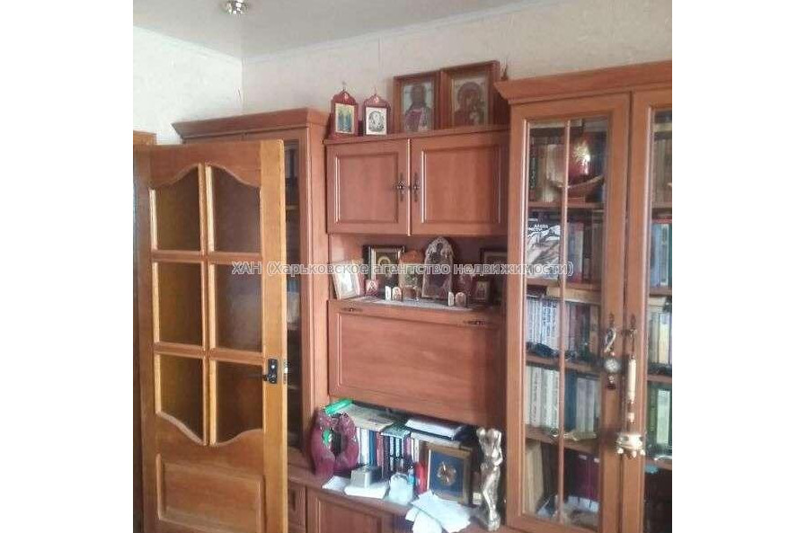 Продам квартиру, Леся Сердюка ул. , 4 кім., 89 м², косметический ремонт 