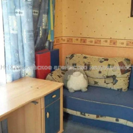 Продам квартиру, Курчатова просп. , 3 кім., 67 м², капитальный ремонт