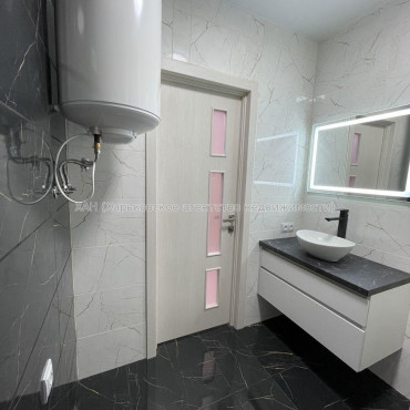 Продам квартиру, Шевченко ул. , 2 кім., 44 м², евроремонт 