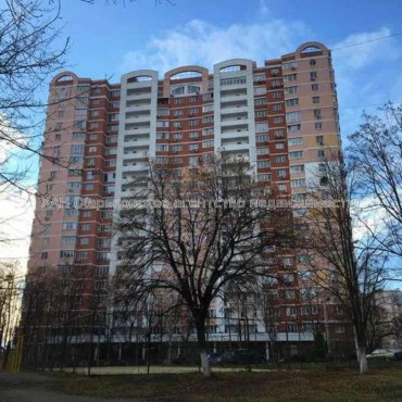 Продам квартиру, Мирослава Мисли ул. , 2  ком., 58 м², капитальный ремонт 