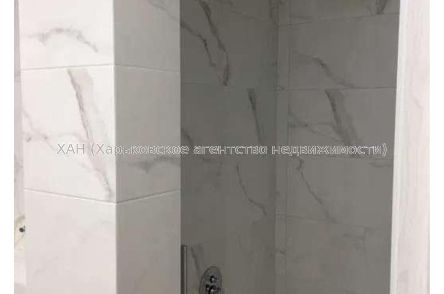 Продам квартиру, Мирослава Мисли ул. , 2 кім., 58 м², капитальный ремонт 