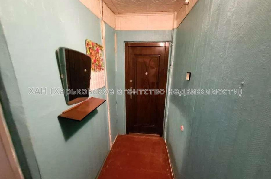 Продам квартиру, Роганская ул. , 2 кім., 49 м², советский ремонт 