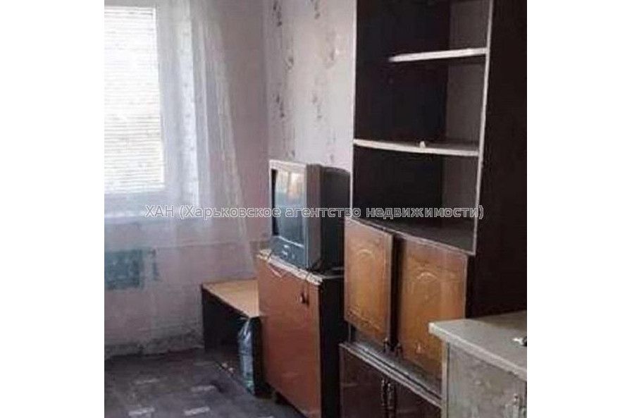 Продам квартиру, Докучаева ул. , 1 кім., 13 м², косметический ремонт 