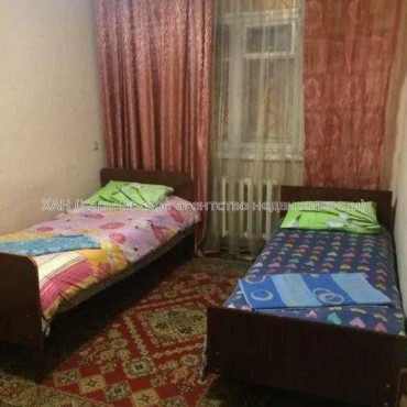 Продам квартиру, Алчевских ул. , 2 кім., 39 м², косметический ремонт 