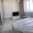 Продам квартиру, Победы просп. , 1 кім., 35 м², капитальный ремонт 