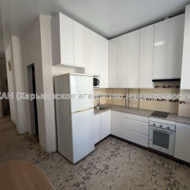 Продам квартиру, Домостроительная ул. , 1 кім., 44 м², капитальный ремонт