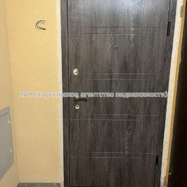 Продам квартиру, Домостроительная ул. , 1 кім., 44 м², капитальный ремонт 