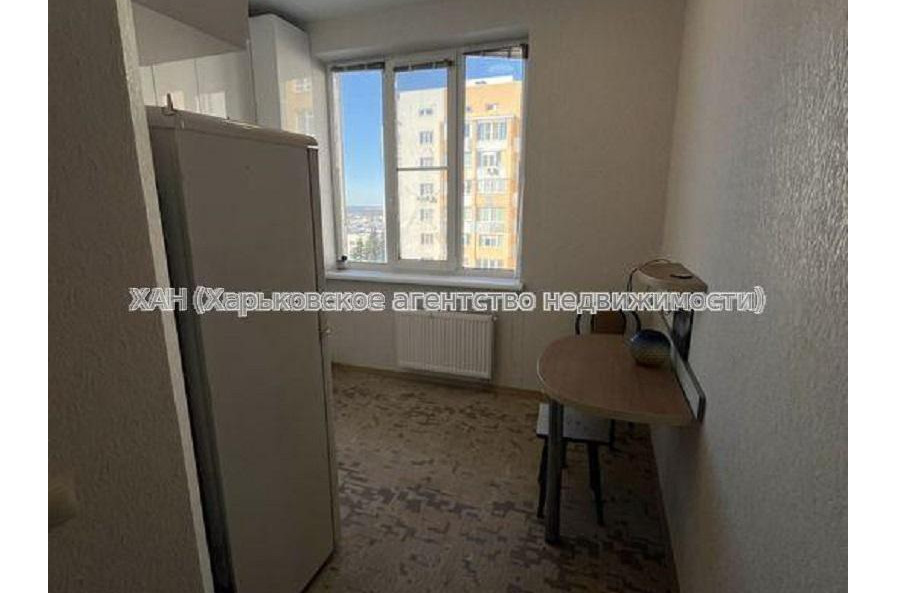 Продам квартиру, Домостроительная ул. , 1 кім., 44 м², капитальный ремонт 