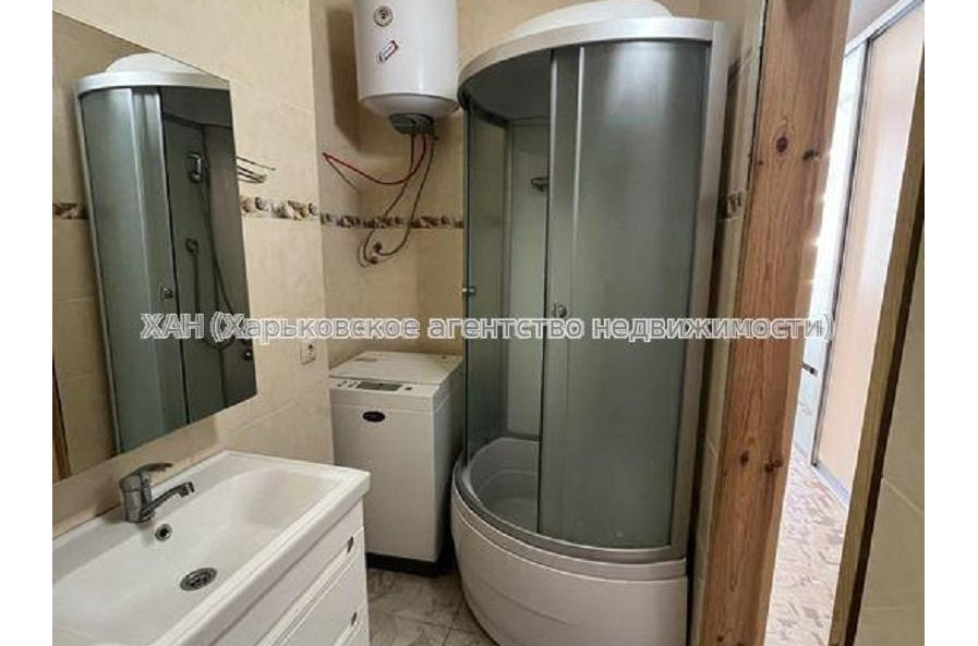 Продам квартиру, Домостроительная ул. , 1 кім., 44 м², капитальный ремонт 