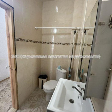 Продам квартиру, Домостроительная ул. , 1 кім., 44 м², капитальный ремонт 