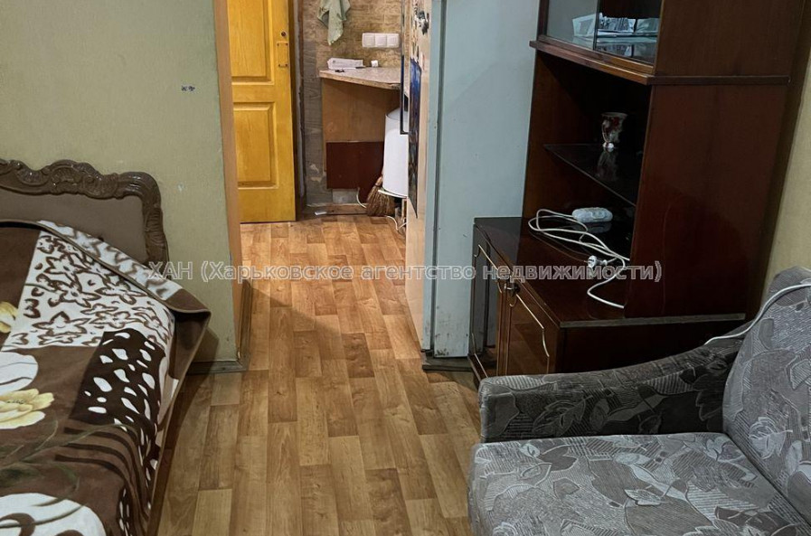 Продам квартиру, Владислава Зубенко ул. , 1  ком., 20 м², косметический ремонт 