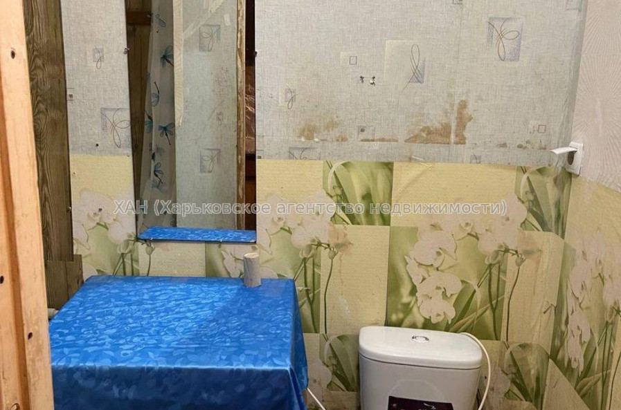 Продам квартиру, Владислава Зубенко ул. , 1 кім., 20 м², косметический ремонт 