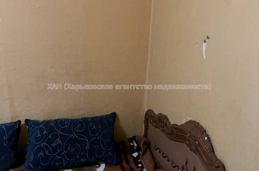 Продам квартиру, Владислава Зубенко ул. , 1 кім., 20 м², косметический ремонт 