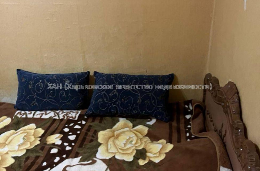 Продам квартиру, Владислава Зубенко ул. , 1 кім., 20 м², косметический ремонт 