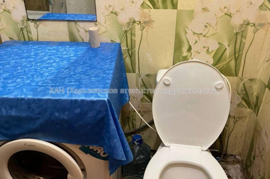 Продам квартиру, Владислава Зубенко ул. , 1 кім., 20 м², косметический ремонт 