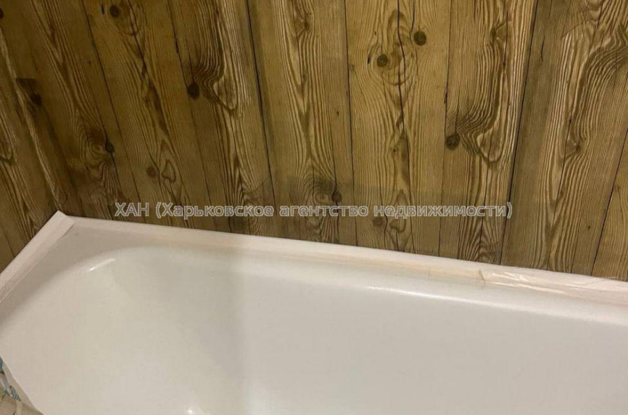 Продам квартиру, Владислава Зубенко ул. , 1 кім., 20 м², косметический ремонт 